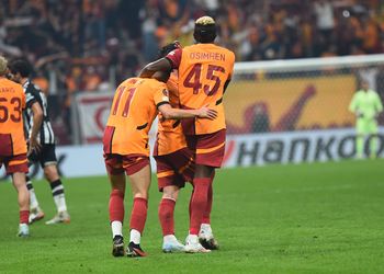 PSG change Victor Osimhen plans as Galatasaray face tough battle to retain Nigerian star in January