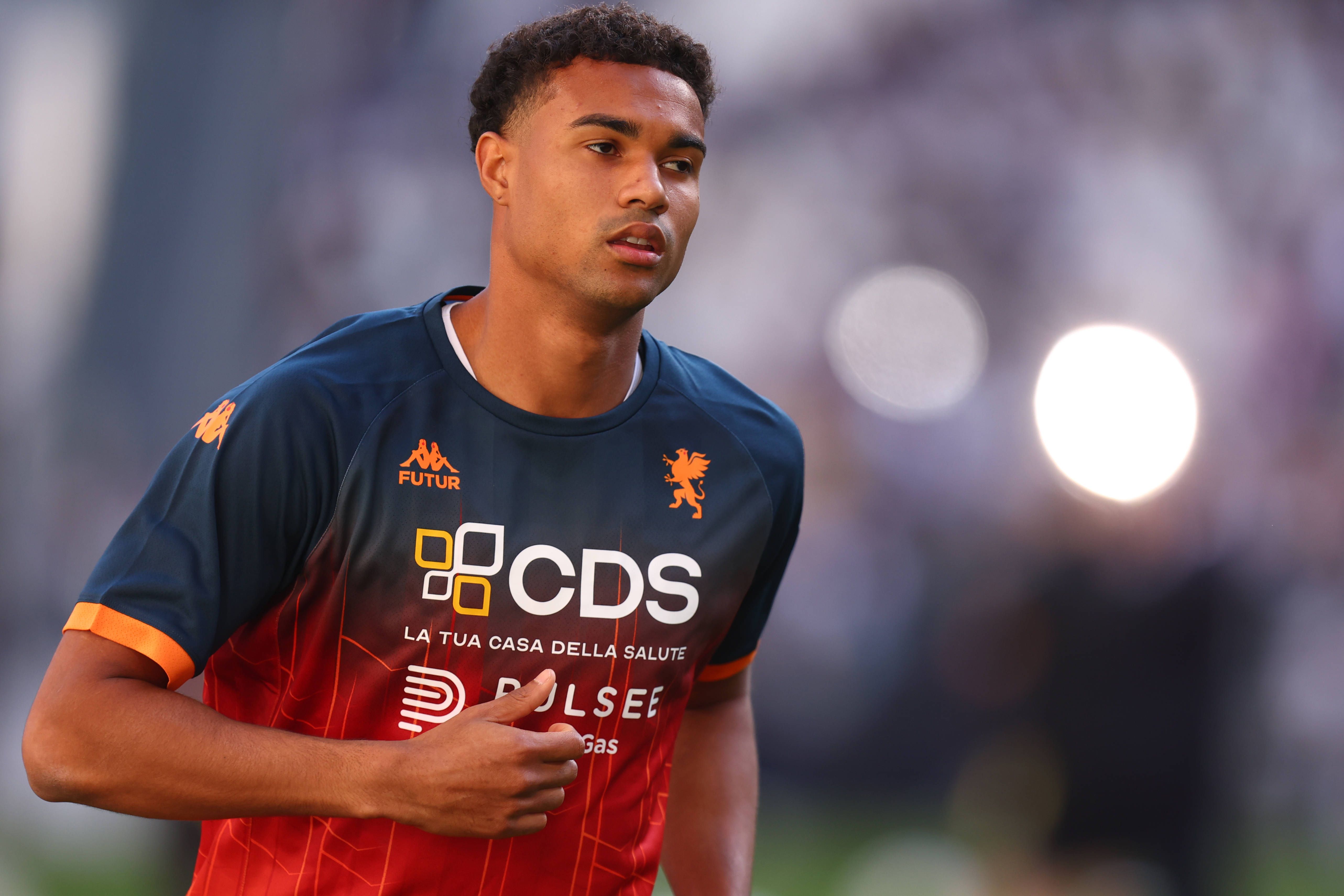 Alessandro Marcandalli Genoa Cfc warm up