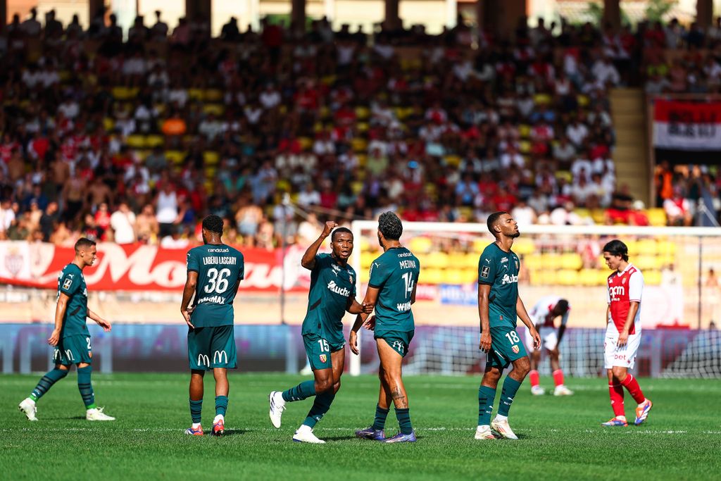 Ojediran hamzat basit after frankowski przemyslaw scores his penalty