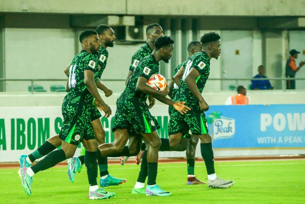 Fisayo Dele-Bashiru, Kelechi Iheanacho, Wilfred Ndidi of Nigeria during the 2026 FIFA World Cup qualfier