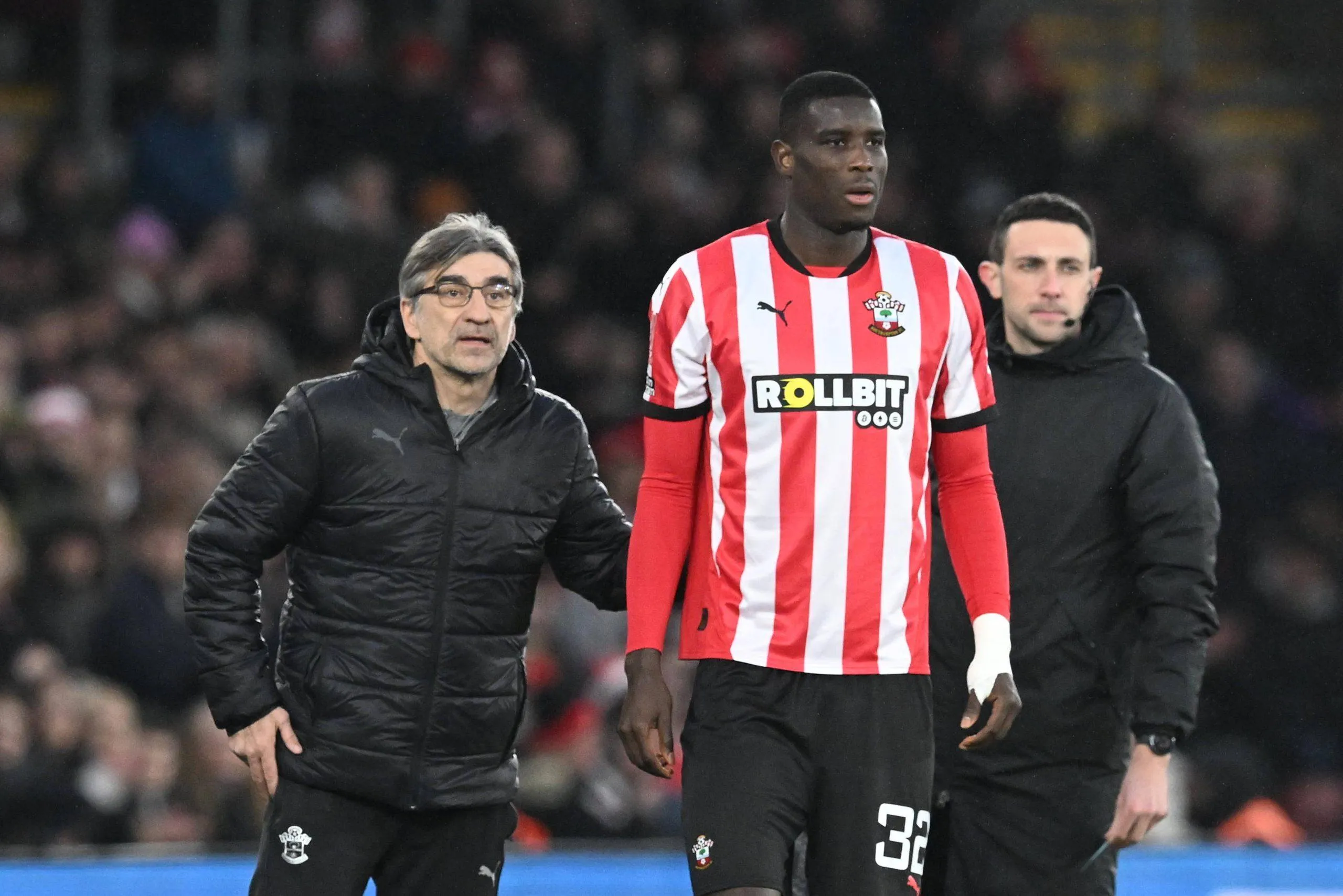 Southampton manager Ivan Juric with Paul Onuachu 