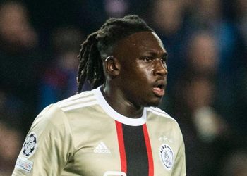 Super Eagles striker receives hero’s welcome on return to Berlin