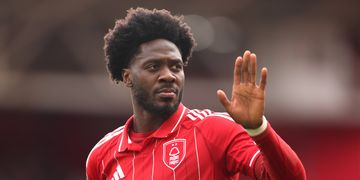 “Make mistakes” – Oshoala predicts winner of Manchester City vs Arsenal title race