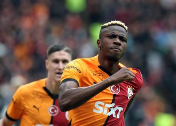 “Good character” – Ex-AC Milan defender praises Osimhen for leading Batshuayi to honour late 9-year-old Galatasaray fan