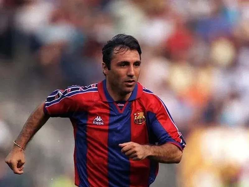 Stoichkov attacks Van Gaal