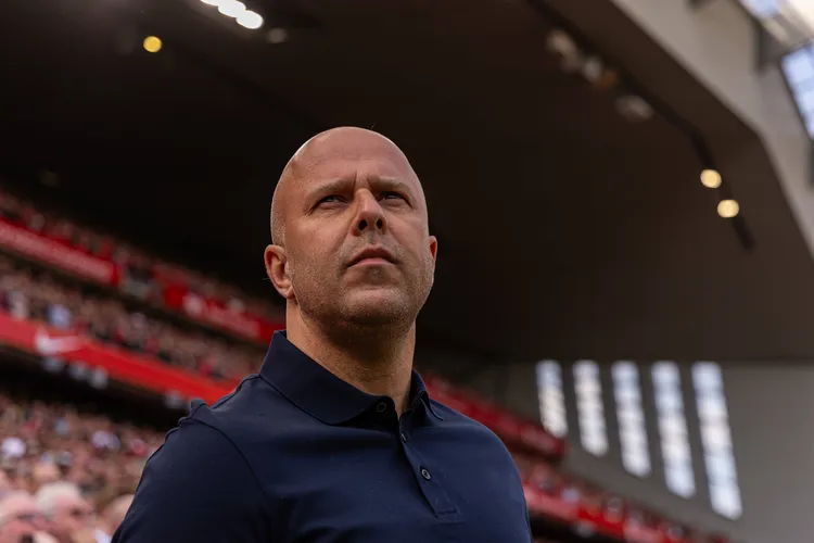 Report: Slot’s Liverpool could offer Chiesa to lure Nigerian star to Anfield