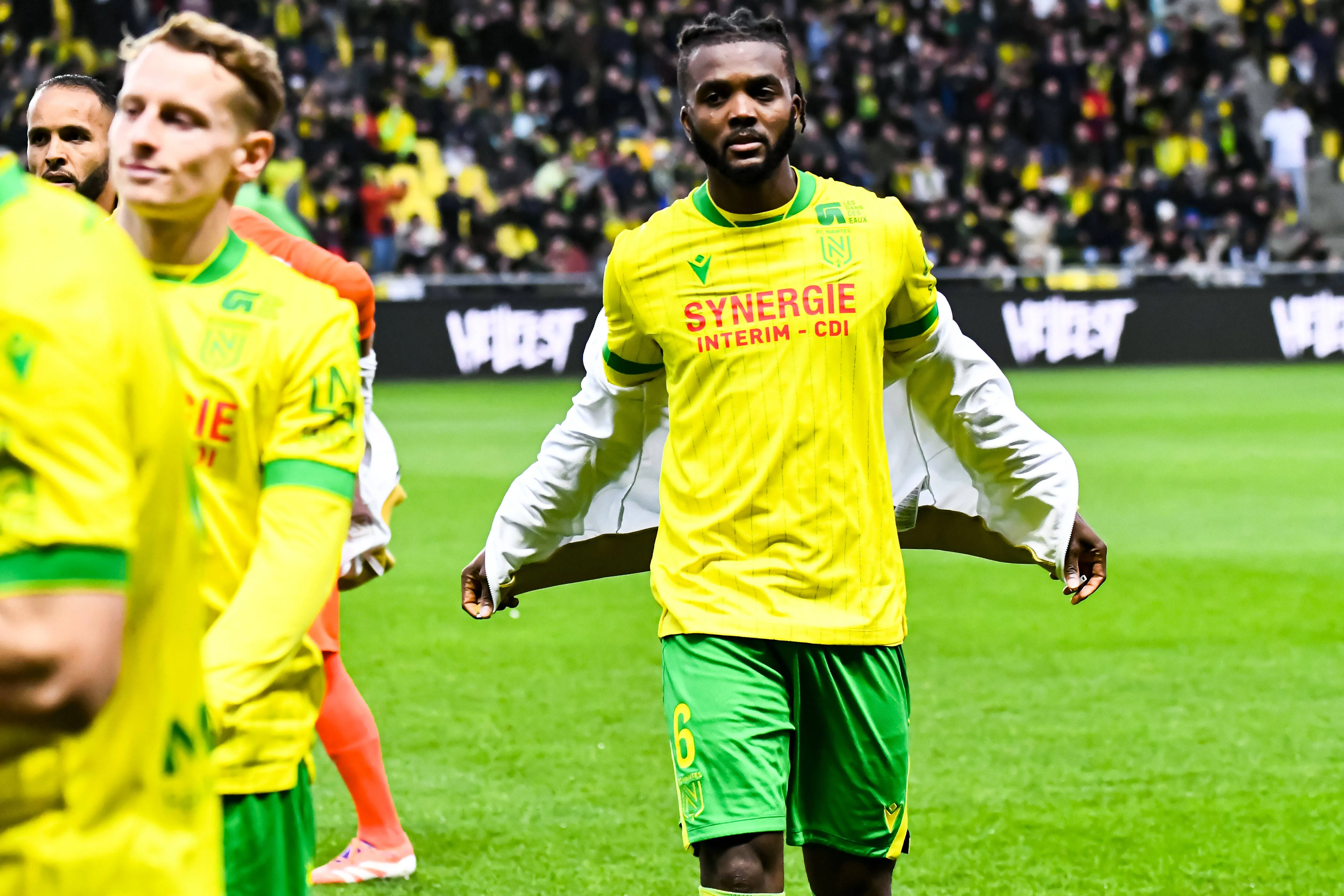 Super Eagles and Nantes star Chidozie Awaziem in Ligue 1 action