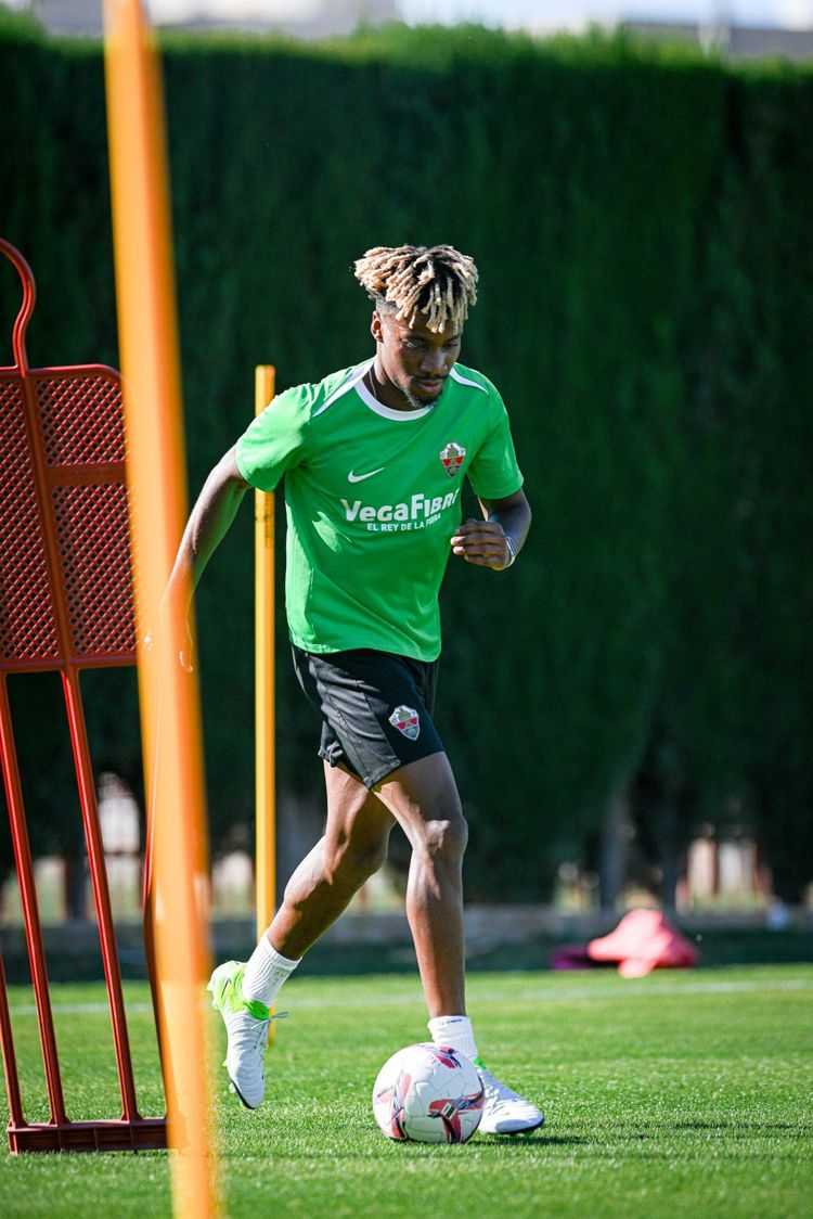 Nigeria and Elche midfielder John Nwankwo Donald 