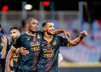 Photo: Osimhen visits Ighalo after online rant on Finidi George