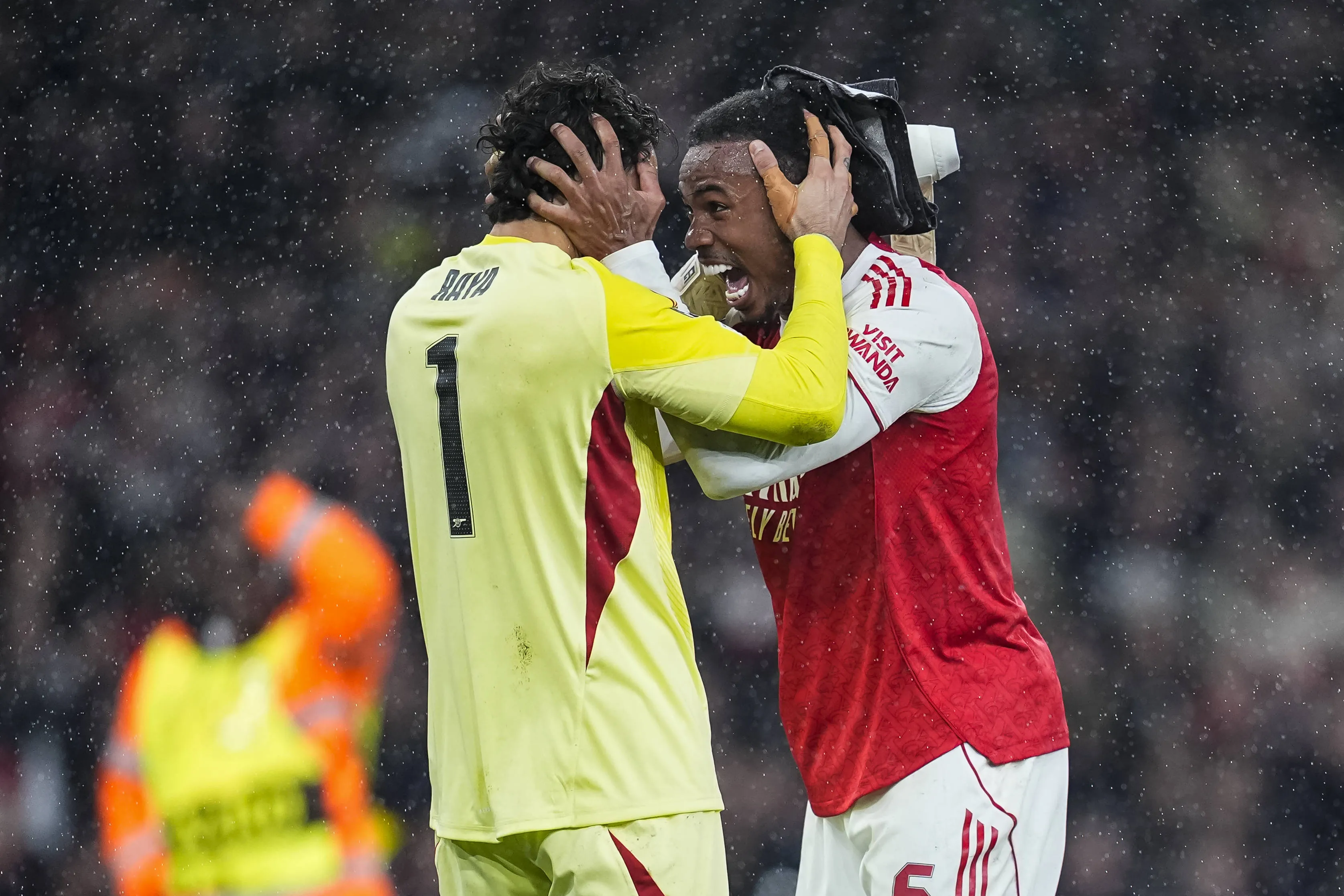 David Raya and Gabriel of Arsenal FC celebrate