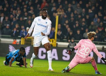Ex-Genk goalkeeper confirms interest from Premier League sides for in-form Arokodare