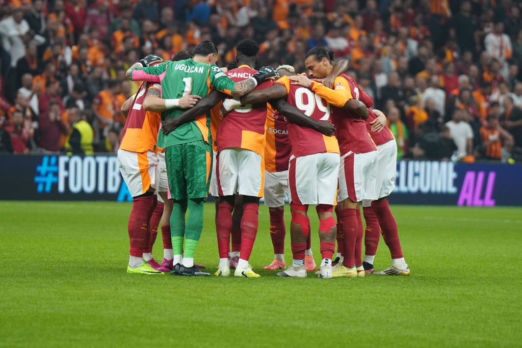 Players of Galatasaray A.S. during the UEFA Champions League 2025/26 League Phase MD3 match between Galatasaray A.S. and FK Bodo/Glimt at Ali Sami Yen Spor Kompleksi Rams Park on October 22, 2025 in Istanbul, Turkey