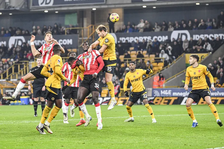 Who fits the bill? Southampton outline ideal coach for Aribo, Onuachu