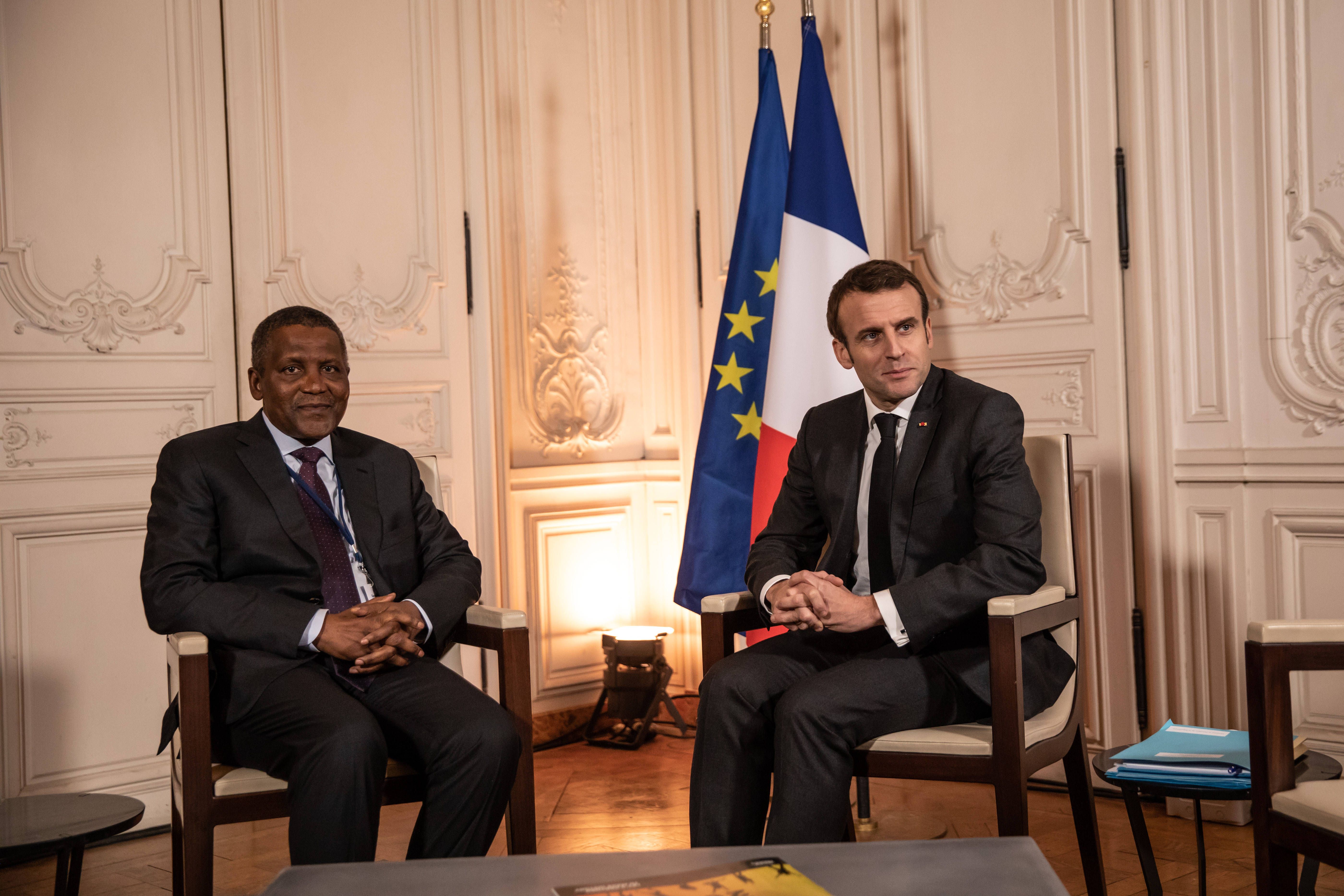 Emmanuel Macron Hosts Bilateral Meeting with Nigerian business magnate Aliko Dangote