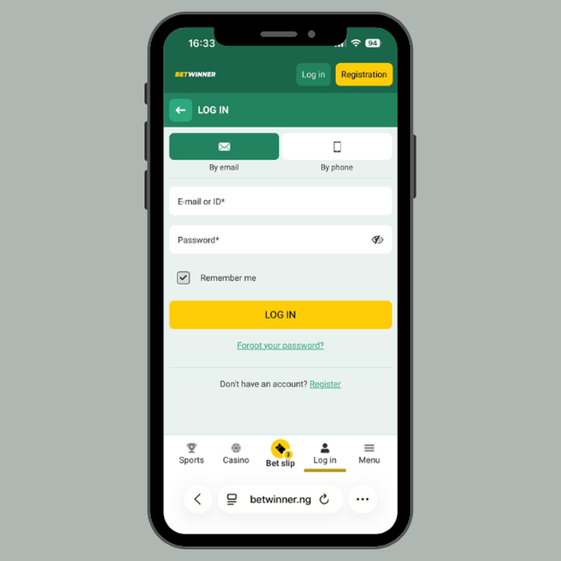 Betwinner login page with email and phone login options.
