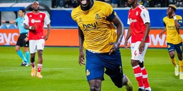 Transfers: Former Nigerian International Completes Switch To Mumbai City FC