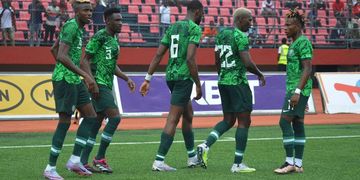 Tyronne Ebuehi On Target But Wasteful Twente Throw Away A Two-Goal Lead