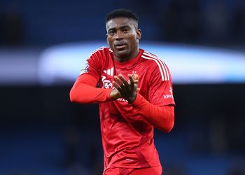 Taiwo Awoniyi’s future in doubt as Espirito Santo targets Chris Wood’s backup