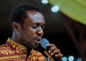 Will Awoniyi start for Nottingham Forest in big Premier League clash at Chelsea?