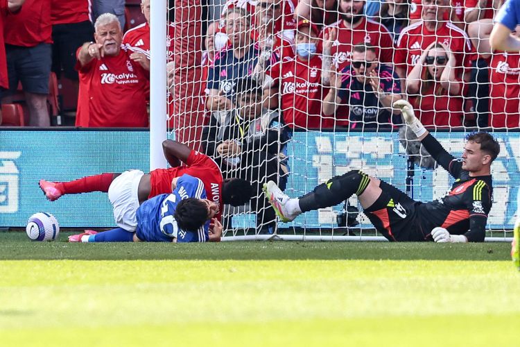 EPL referees plan bold response after Awoniyi incident