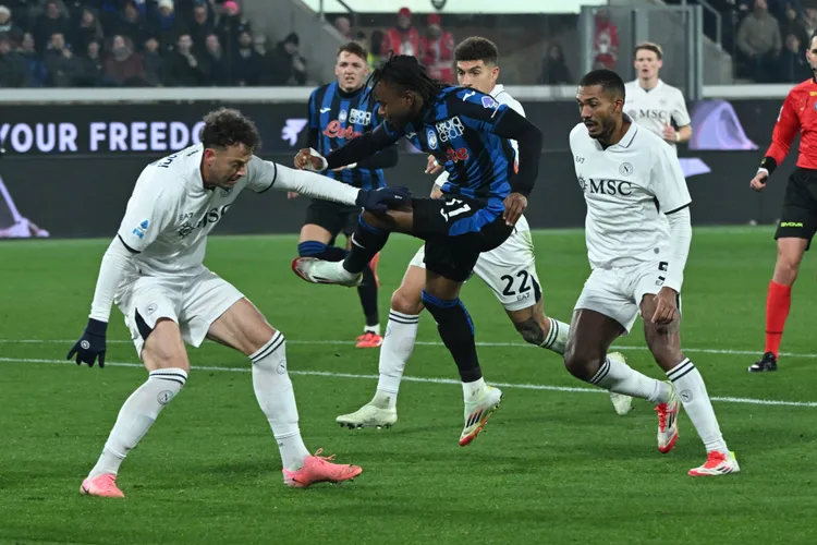 “A huge mistake” – Ex-Real Madrid man slams Napoli’s decision to snub Lookman for Okafor