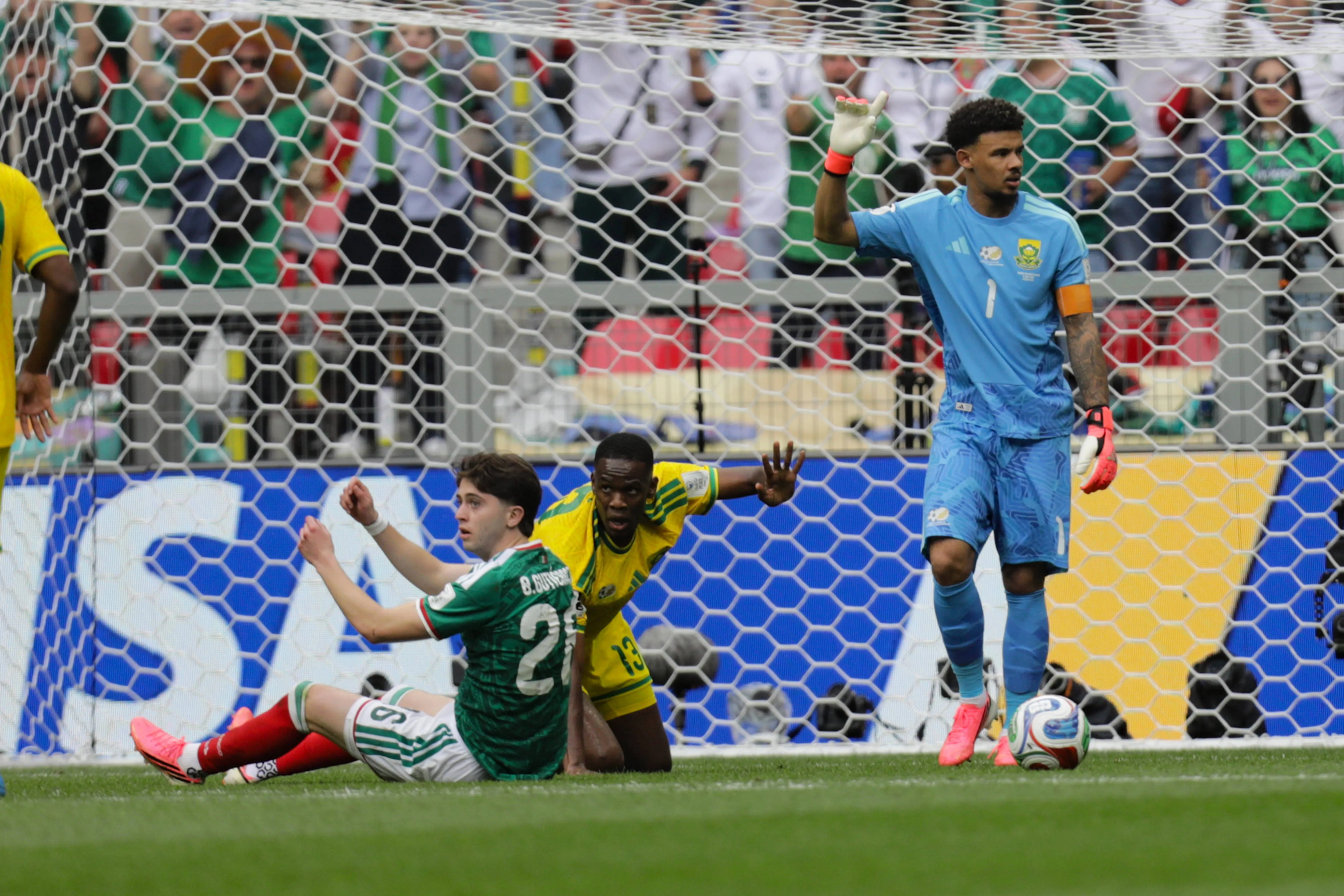Goal keeper Ronwen Williams 1 of South Africa controls the ball during the Group A first-round match of the 2026 FIFA World Cup at Estadio Azteca. on June 11, 2026.