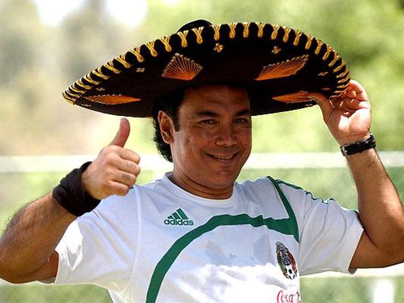 Hugo Sanchez Praises Messi