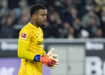 Werder Bremen offer contract extension to Nigeria-eligible defender amidst interest from other clubs