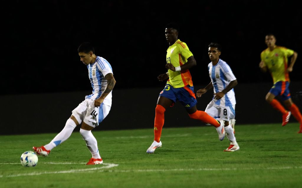 South American Soccer Championship, first phase match between Argentina and Colombia, at the Misael Delgado stadium in the city of Valencia, Carabobo state