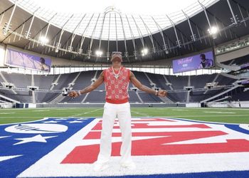 Watch: Wizkid shares thought on football, names his best position ahead of MLLE tour in Tottenham