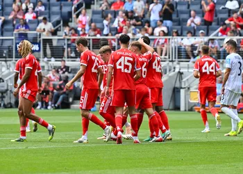 ‘People went crazy’– Ex-Ajax and Dortmund star reacts to Rema’s Ballon d’Or performance