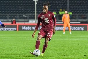 Cagliari, Empoli interested in Nigerian star who haunted Jose Mourinho at AS Roma