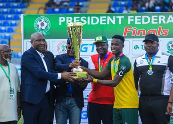 Nigerian fighter Israel Adesanya wins N10 million bet as Enyimba edge Lobi Stars in NPFL thriller