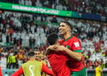 Award-winning Nigerian hitmaker tips Manchester United for EPL title challenge after Liverpool win