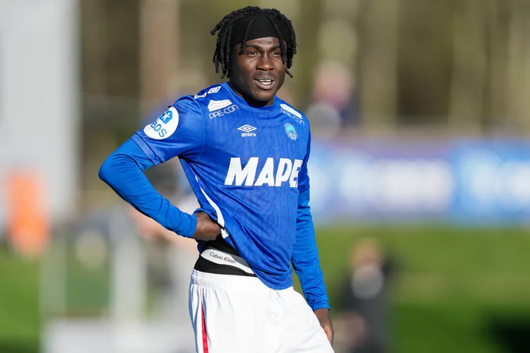 Serie A: Lecce eye €4m Nigerian wonderkid after Otele setback
