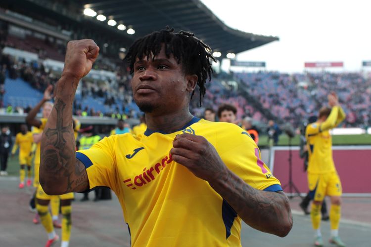 Oyegoke shines as Super Eagles invitee inspires Hellas Verona surprise win at Bologna