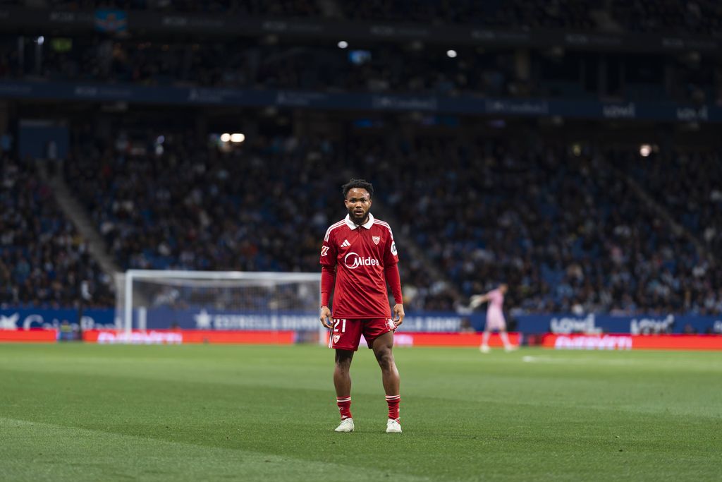  Chidera Ejuke participates in the LaLiga EA Sports match between RCD Espanyol and Sevilla FC 