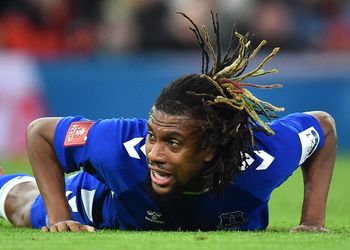 New dawn, old problems: Man Utd lose at home in Premier League opener