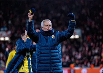 “He can be your biggest enemy” – Super Eagles star names former Chelsea & Man United boss as the best