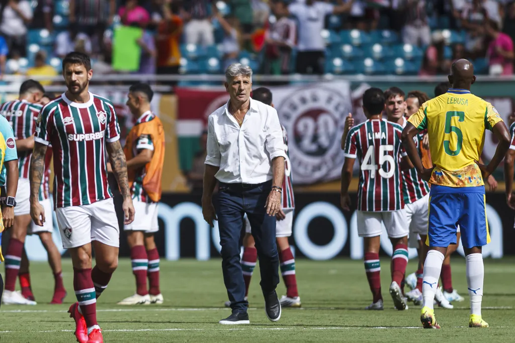 Mamelodi Sundowns FC v Fluminense - FIFA Club World Cup 2025 Miami, Florida - June 25: Fluminense Head Coach Renato Portaluppi during the FIFA Club World Cup 2025 match between Mamelodi Sundowns FC and Fluminense at Hard Rock Stadium Miami Hard Rock Stadium Florida United States
