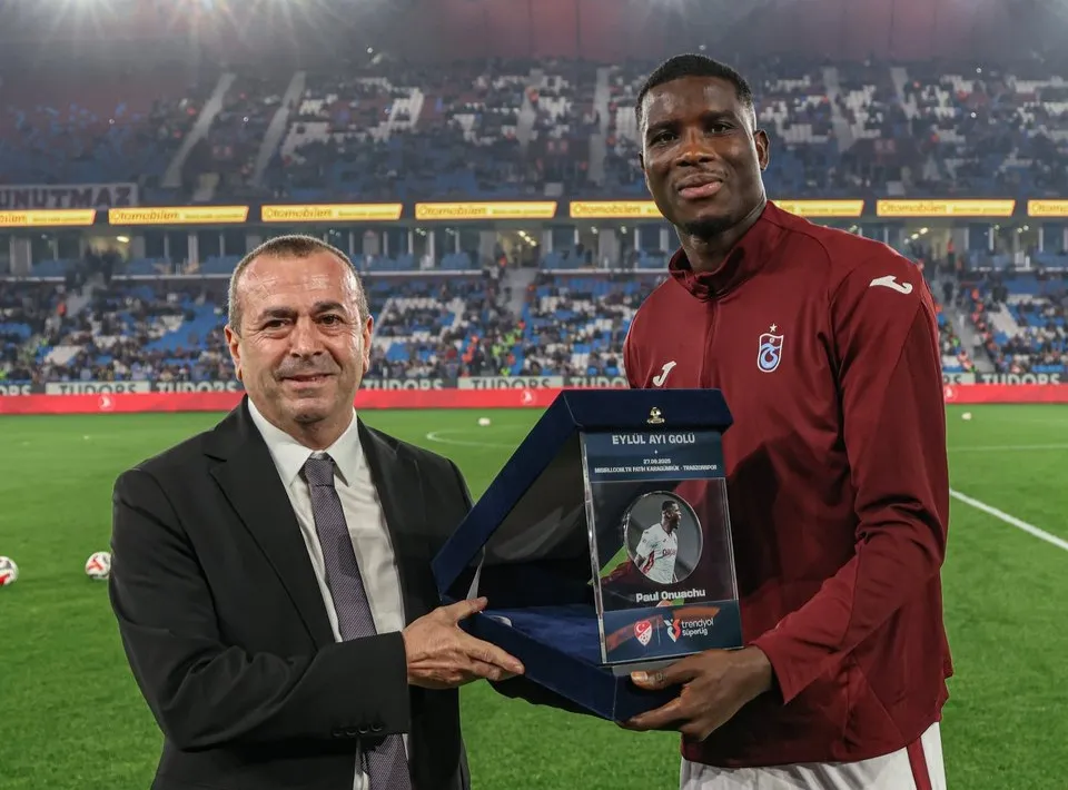 Paul Onuachu presented with his goal of the month award