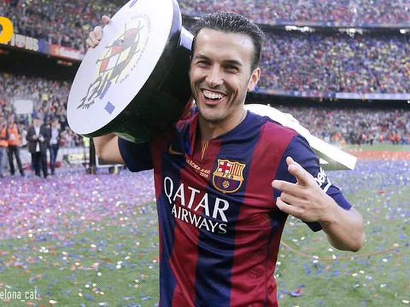 Pedro Signs New Contract With Barcelona