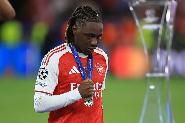 “Still the GOAT” – Eberechi Eze’s Super Eagles pal shows support after Arsenal fall to PSG