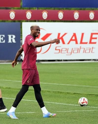 Victor Osimhen back in Galatasaray training