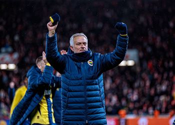 “He can be your biggest enemy” – Super Eagles star names former Chelsea & Man United boss as the best