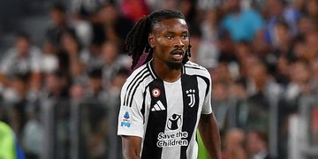 ‘He’s so good’- Super Eagles midfielder raves about Pogba’s performance against Portugal