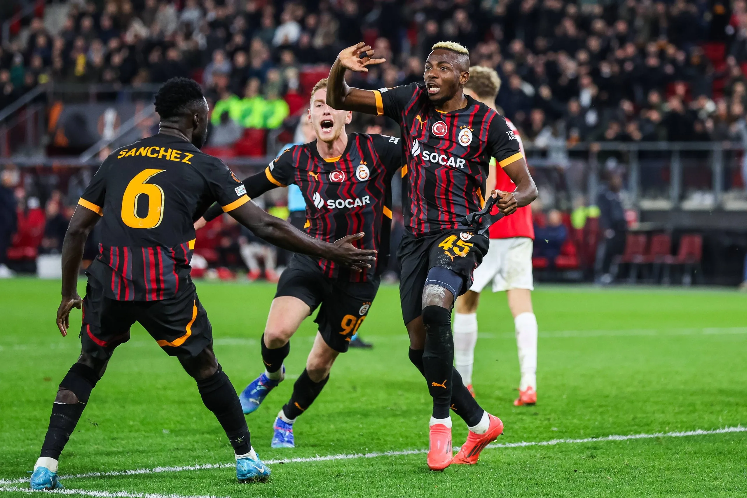 Victor Osimhen celebrating a goal at Galatasaray (Photo credit: Imago)
