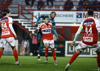 Victor Udoh: Royal Antwerp sign Nigerian youth international