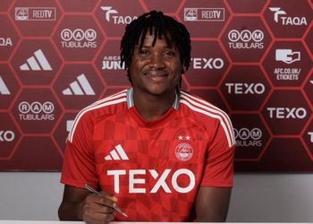 Nigerians abroad: Osimhen, Arokodare miss penalties; Lookman, Moffi, Ejuke on fire in Italy, France, Belgium