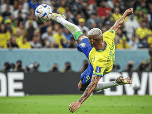 Brazil 2-0 Serbia: “Make Gabriel Jesus go buy seat belt” – Nigerians applaud Richarlison masterclass